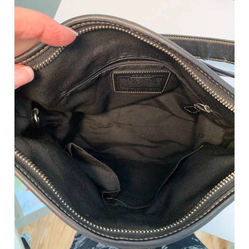 Vintage Coach Black Monogram Canvas Soho Duffle Shoulder Bag Silver Buckles - Picture 9 of 16